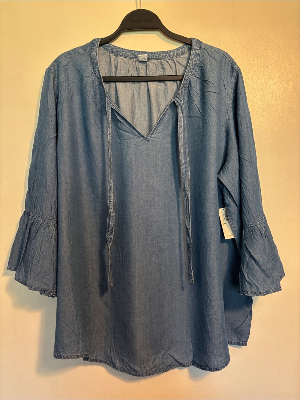 Old Navy Blue Tie-Front Peasant blouse